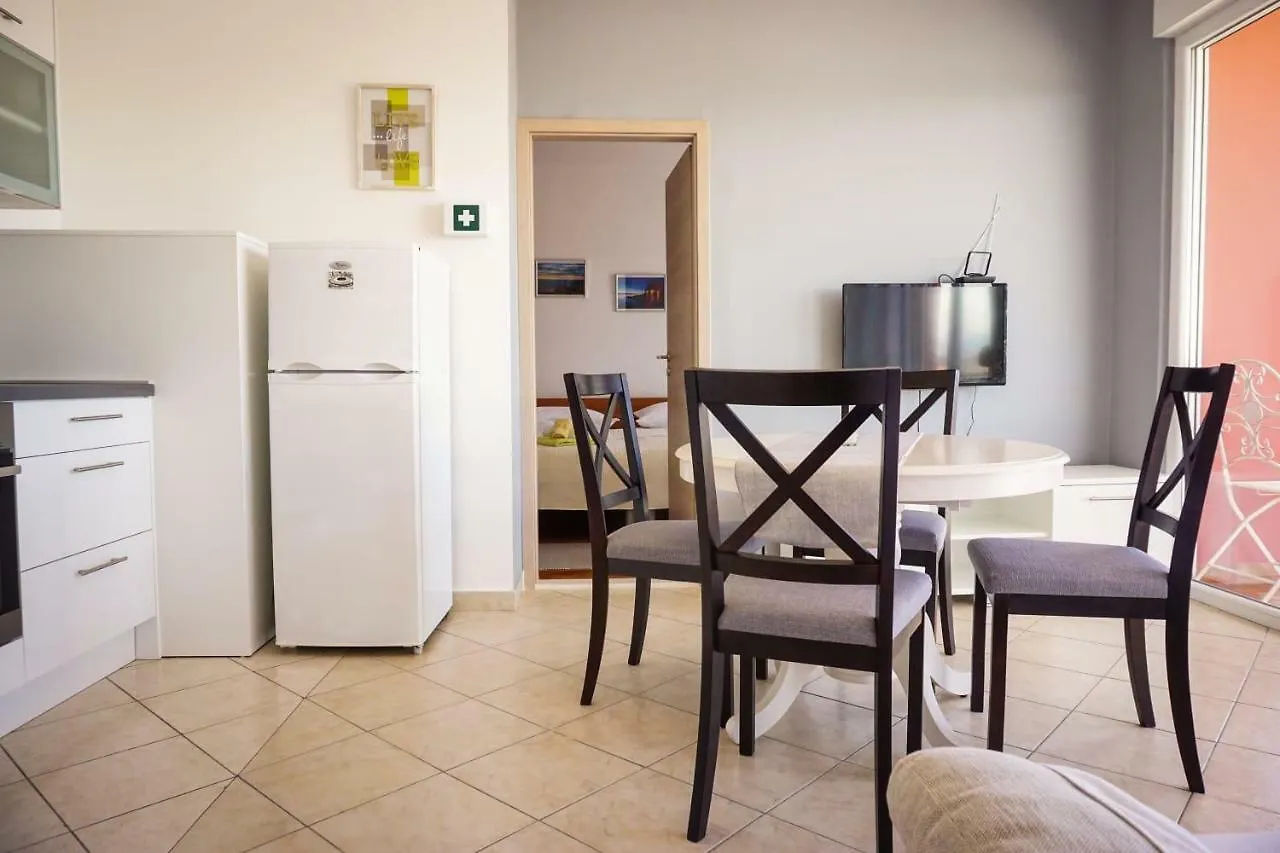 Greetings To The Sun Apartment Zadar