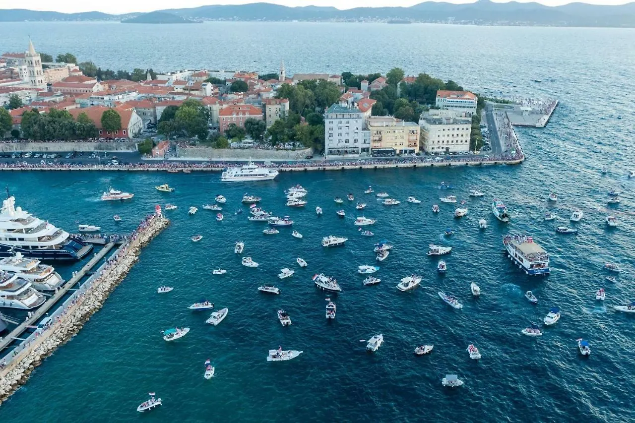 Greetings To The Sun Apartment Zadar 0*,
